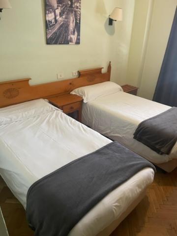 Albergue Hostal Sao Telmo Tui Exterior foto